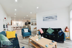 WATERSIDE MARINA- click for photo gallery